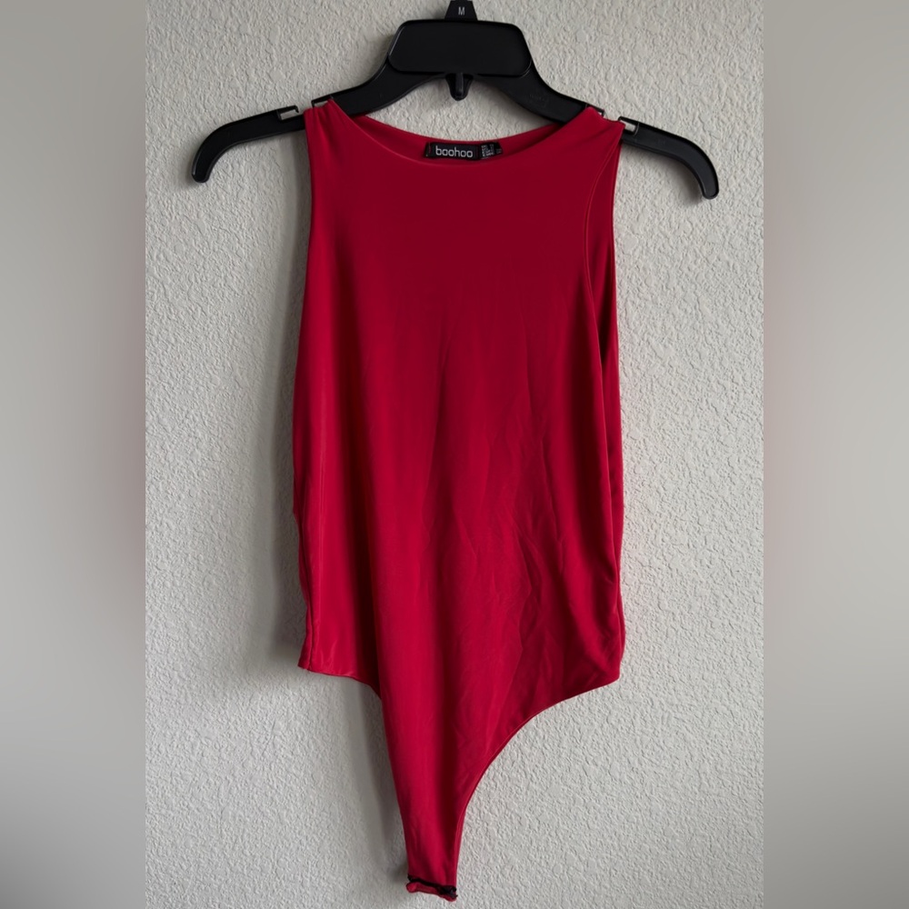 Boohoo Red Sleeveless High Neck Bodysuit Size 6
